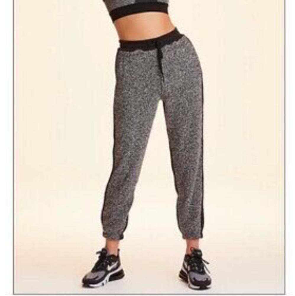 Alala textured retreat joggers